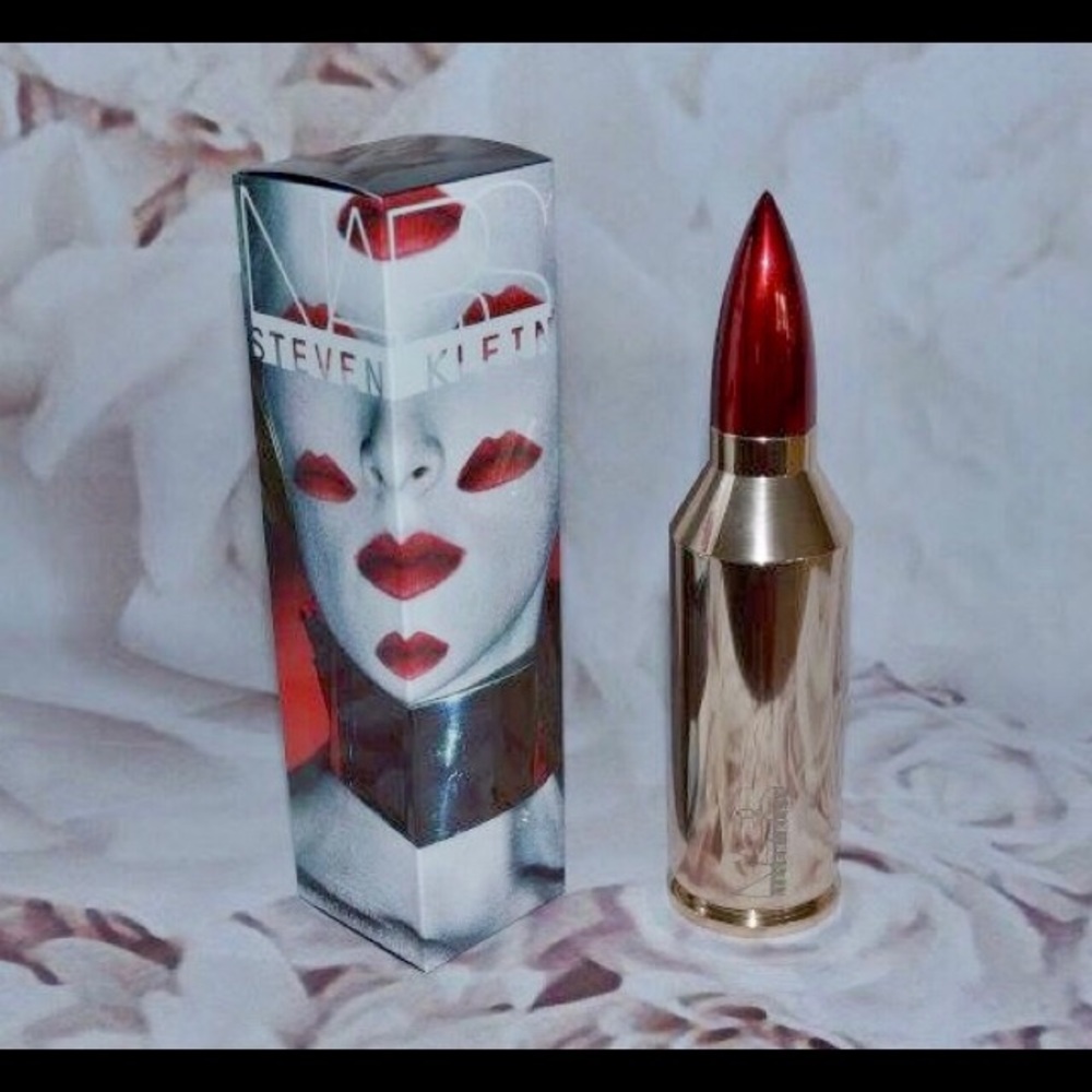 NARS Steven Klein An Abnormal Female Lip Pencils - Picture 2 of 3
